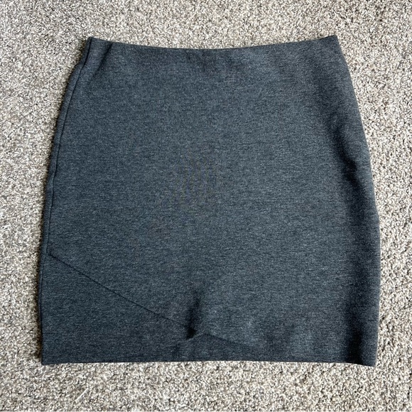 H&M Charcoal Gray Criss-cross Mini Skirt, size XS - Picture 1 of 5